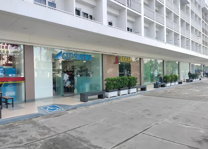 Apartment Ideal Suites Moa - 2 Bedroom At Shore Residences - Good For 6 Guests *